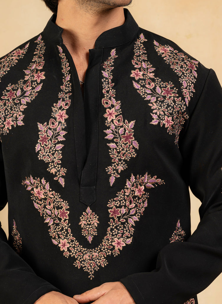Viral  Zari & resham embroidered black kurta with Boot cut pant