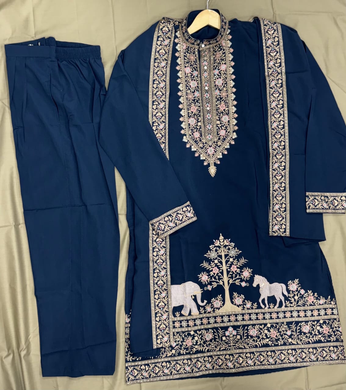 Viral Elvish Yadav 3-Piece Kurta Set with Shall