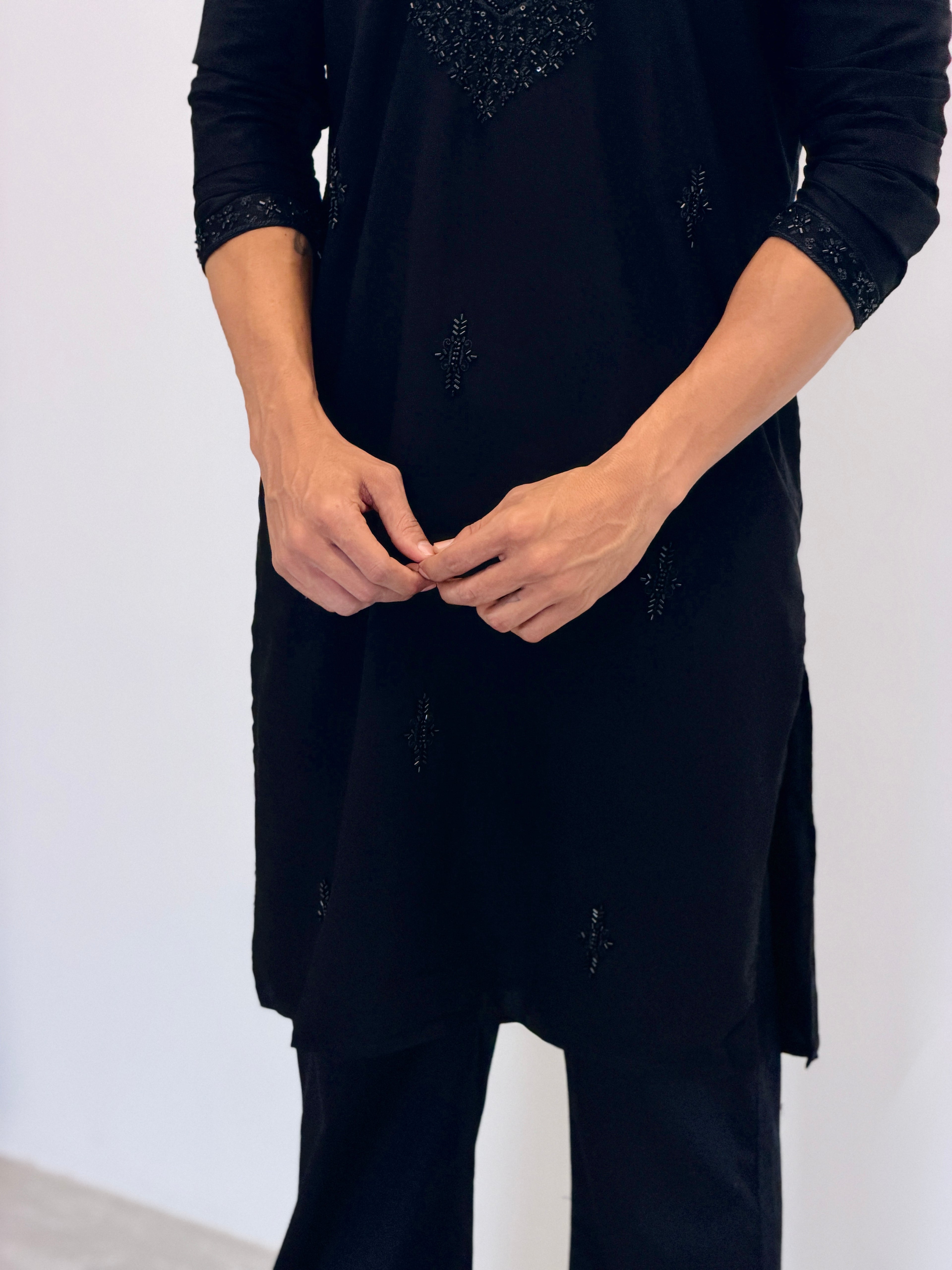 Black Lachka Aramani Kurta Beats Work